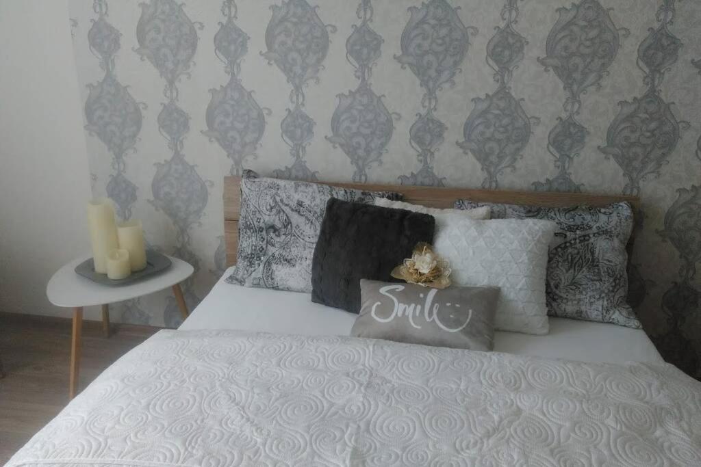 Stylovy Apartman V Centru Nachoda Exterior foto
